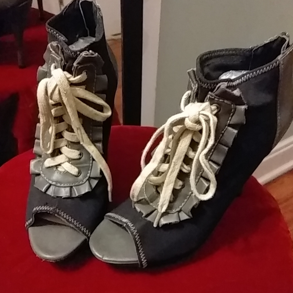 Betsey Johnson Zzoey Peep Toe Bootie - Picture 3 of 7